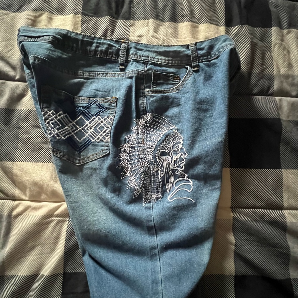 New jeans size large, never worn